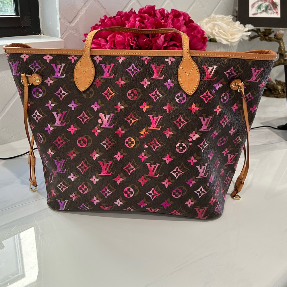 💯 % Authentic Louis Vuitton custom painted Neverfull MM